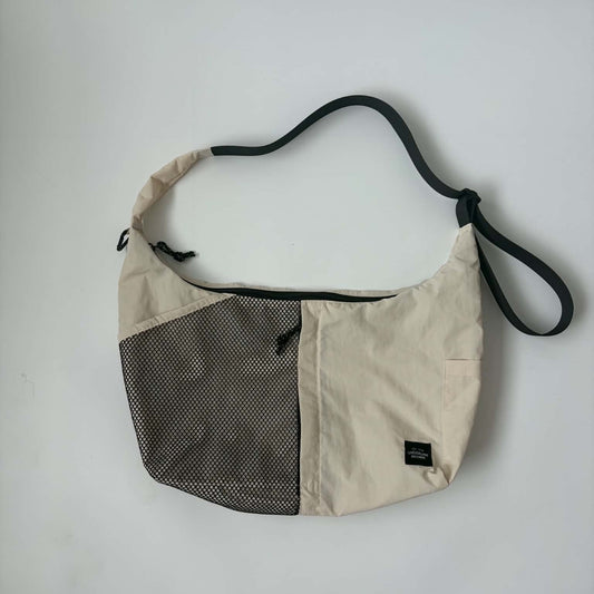 Underline dachshund crossbody bag / lightweight / water-resistant