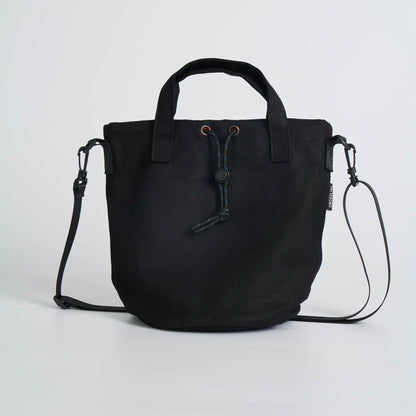 Underline Drawstring bag with detachable strap